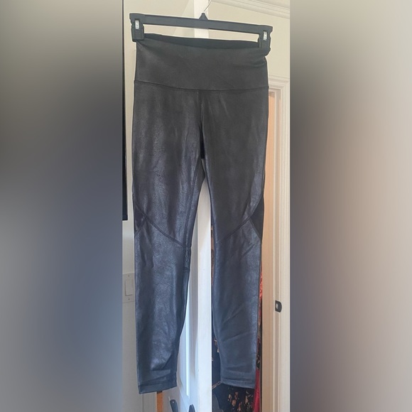 Pants - Black leggings